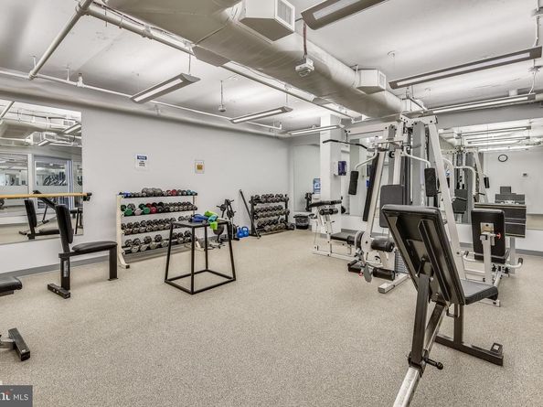 1250 S Washington Street 820, Alexandria VA 22314