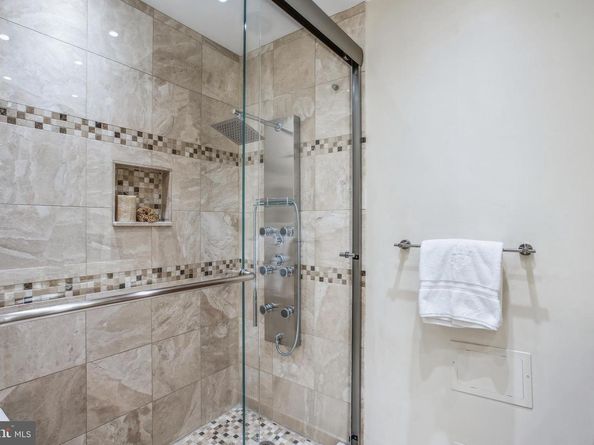 1250 S Washington Street 820, Alexandria VA 22314