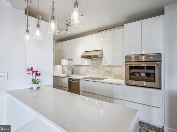 1250 S Washington Street 820, Alexandria VA 22314