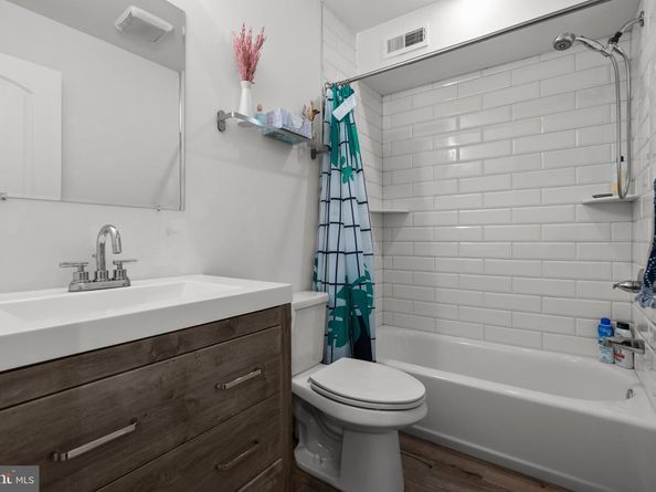 1213 N 15TH Street A, Philadelphia PA 19121