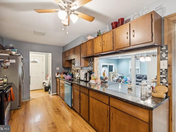 805 N York Road, Sterling VA 20164