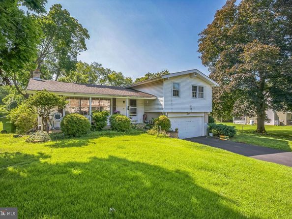 1657 Fort Washington Avenue, Ambler PA 19002
