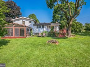 1657 Fort Washington Avenue, Ambler PA 19002