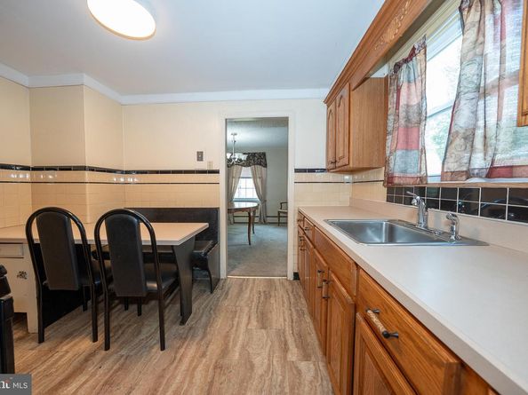 150 West Avenue, Elkins Park PA 19027