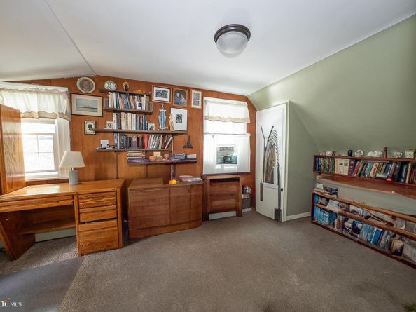 150 West Avenue, Elkins Park PA 19027