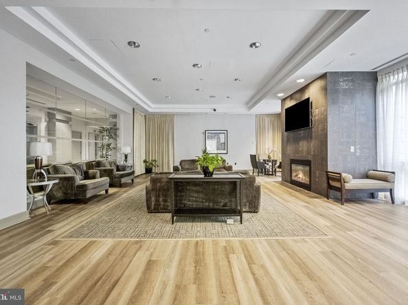 880 N Pollard Street N 923, Arlington VA 22203