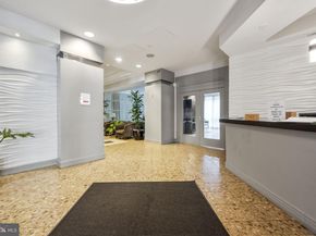 880 N Pollard Street N 923, Arlington VA 22203