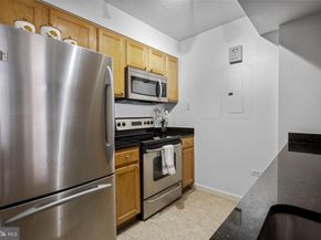 880 N Pollard Street N 923, Arlington VA 22203