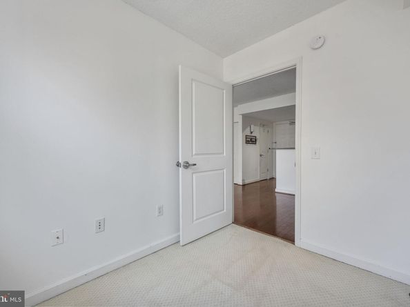 880 N Pollard Street N 923, Arlington VA 22203
