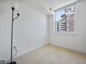 880 N Pollard Street N 923, Arlington VA 22203
