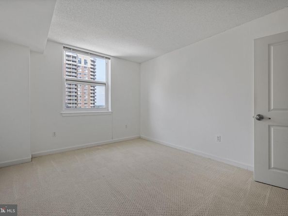 880 N Pollard Street N 923, Arlington VA 22203