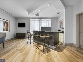 880 N Pollard Street N 923, Arlington VA 22203