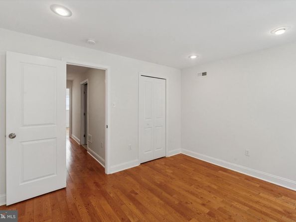 1415 S Mole Street, Philadelphia PA 19146