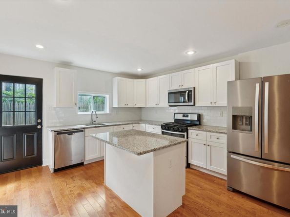 1415 S Mole Street, Philadelphia PA 19146