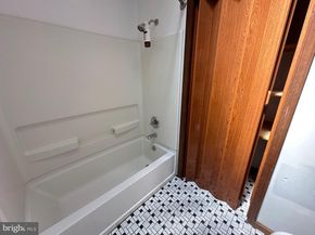 3313 Saint Vincent Street, Philadelphia PA 19149