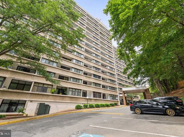 5911 Edsall Road 403, Alexandria VA 22304