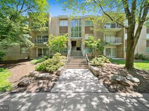 8002 Chanute Place 8, Falls Church VA 22042
