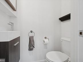 320 E Phil Ellena Street, Philadelphia PA 19119