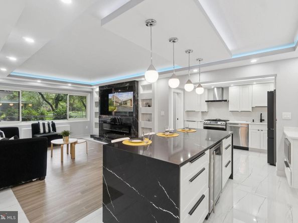 4201 Cathedral Avenue NW 122E, Washington DC 20016