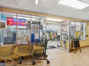 4201 Cathedral Avenue NW 122E, Washington DC 20016