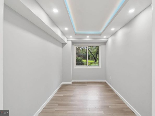 4201 Cathedral Avenue NW 122E, Washington DC 20016