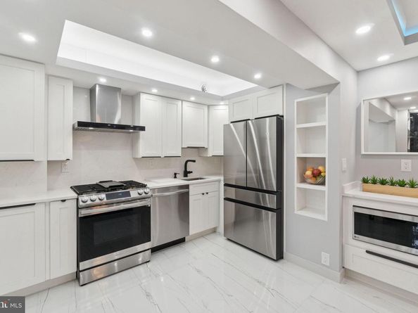 4201 Cathedral Avenue NW 122E, Washington DC 20016