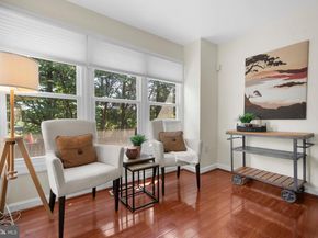 6220 Squires Hill Drive, Falls Church VA 22044