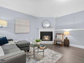 6220 Squires Hill Drive, Falls Church VA 22044