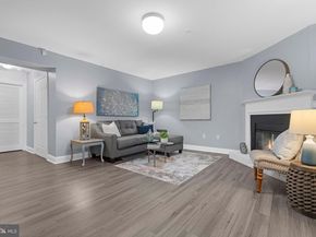 6220 Squires Hill Drive, Falls Church VA 22044