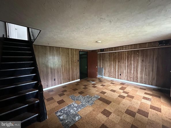 8920 Maxwell Place, Philadelphia PA 19152
