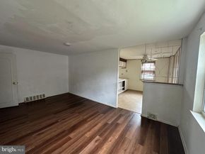 8920 Maxwell Place, Philadelphia PA 19152