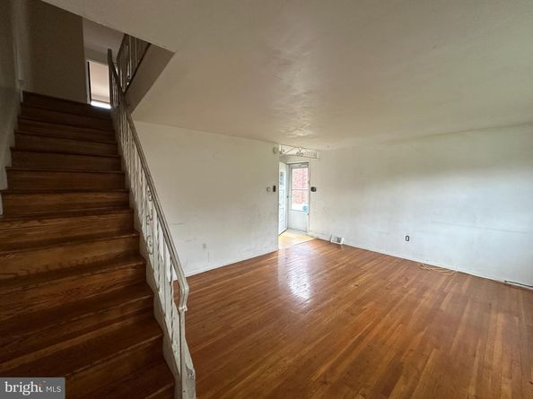 8920 Maxwell Place, Philadelphia PA 19152