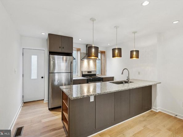 705 Watkins Street, Philadelphia PA 19148