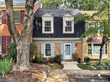 5005 Domain Place