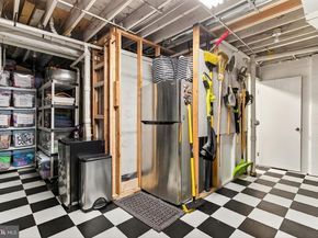 5005 Domain Place, Alexandria VA 22311