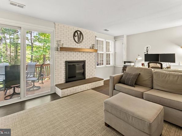 5005 Domain Place, Alexandria VA 22311