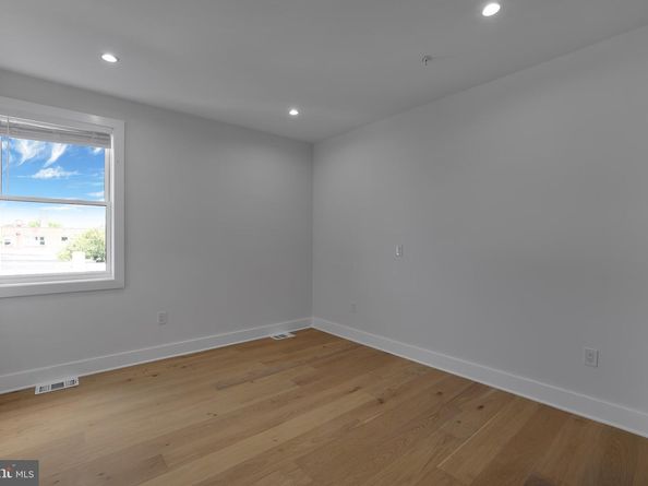 616 Kenyon Street NW 1, Washington DC 20010