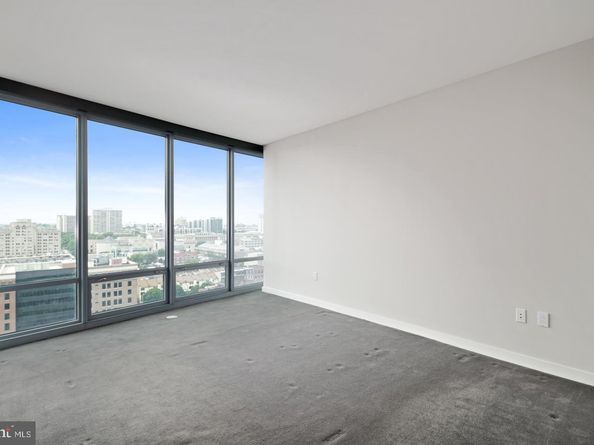 2101 Market Street 1901/02, Philadelphia PA 19103