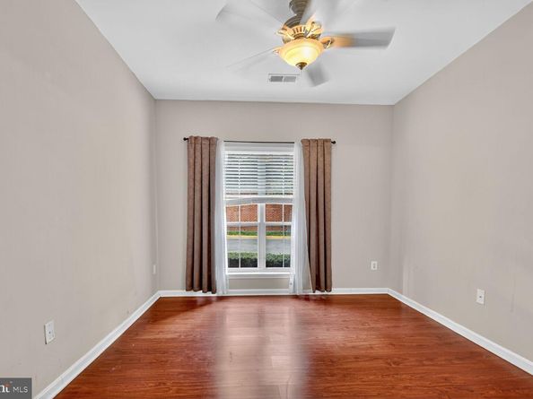 4850 Eisenhower Avenue 119, Alexandria VA 22304