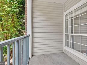 4850 Eisenhower Avenue 119, Alexandria VA 22304
