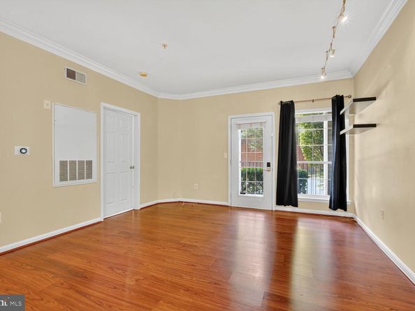 4850 Eisenhower Avenue 119, Alexandria VA 22304