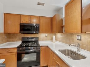 1110 Lombard Street 17, Philadelphia PA 19147
