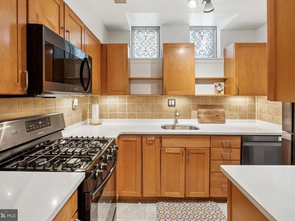 1110 Lombard Street 17, Philadelphia PA 19147