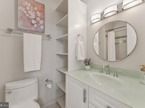 1001 N Vermont Street 108, Arlington VA 22201