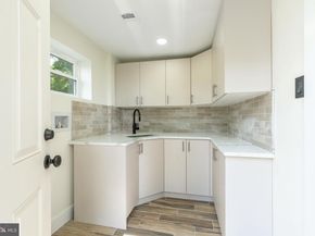 120 Woodland Road, Huntingdon Valley PA 19006