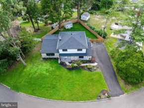 120 Woodland Road, Huntingdon Valley PA 19006