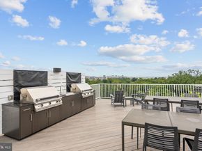 635 Slaters Lane 302, Alexandria VA 22314