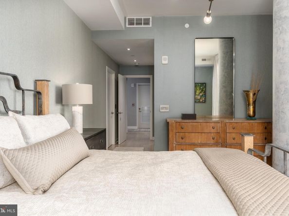 1650 Silver Hill Drive 1607, Mclean VA 22102