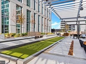 1650 Silver Hill Drive 1607, Mclean VA 22102