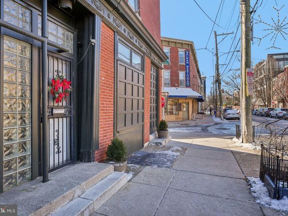 2233 Grays Ferry Avenue, Philadelphia PA 19146